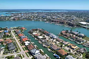 641 Dorando Ct, Marco Island, FL 34145 - Photo 20