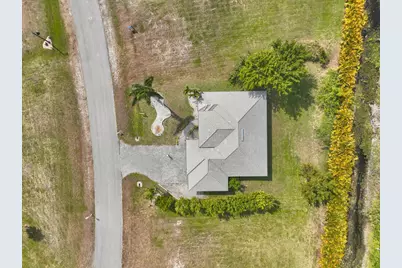 18307 Royal Hammock Boulevard, Naples, FL 34114 - Photo 20