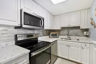 180 Seaview Ct, Marco Island, FL 34145 - Photo 12