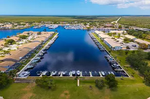 275 Cays Dr, Naples, FL 34114 - Photo 32