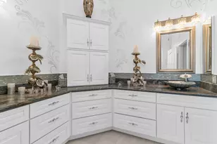 275 Cays Dr, Naples, FL 34114 - Photo 22