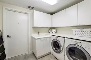 1050 Borghese Ln, Naples, FL 34114 - Photo 34