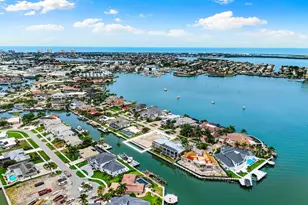 1285 Orange Ct, Marco Island, FL 34145 - Photo 4