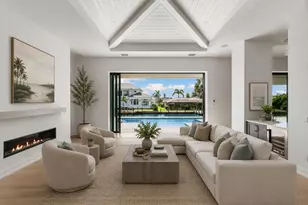 1285 Orange Ct, Marco Island, FL 34145 - Photo 4