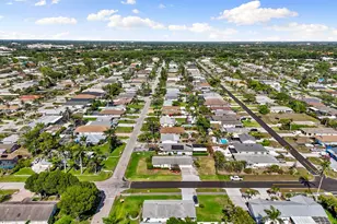 700 100th Ave N, Naples, FL 34108 - Photo 30