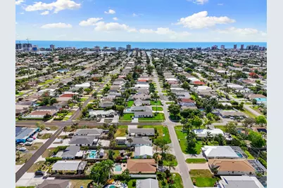 700 100th Avenue N, Naples, FL 34108 - Photo 32