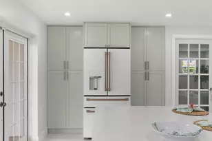 700 100th Ave N, Naples, FL 34108 - Photo 8