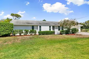 700 100th Ave N, Naples, FL 34108 - Photo 2