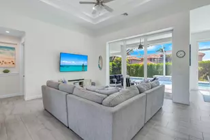 540 Fieldstone Dr, Marco Island, FL 34145 - Photo 6