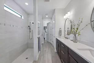 2703 Aviamar Cir, Naples, FL 34114 - Photo 18