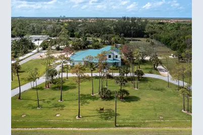 256 Price Street, Naples, FL 34113 - Photo 10