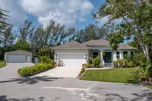 260 Price St, Naples, FL 34113 - Photo 4