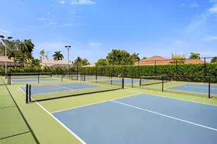 1724 Royal Cir, Naples, FL 34112 - Photo 40