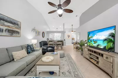 1724 Royal Circle #901, Naples, FL 34112 - Photo 8