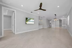 7690 Jacaranda Ln, Naples, FL 34114 - Photo 16