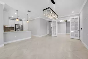 7690 Jacaranda Ln, Naples, FL 34114 - Photo 4