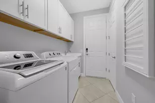 7690 Jacaranda Ln, Naples, FL 34114 - Photo 26