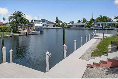848 Buttonwood Court, Marco Island, FL 34145 - Photo 16