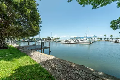 843 Buttonwood Court, Marco Island, FL 34145 - Photo 4