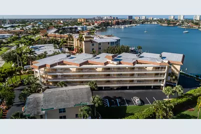 816 W Elkcam #305, Marco Island, FL 34145 - Photo 20