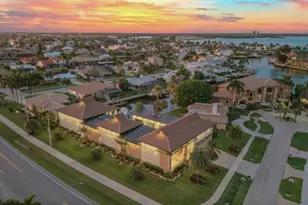 517 N Barfield Dr, Marco Island, FL 34145 - Photo 2