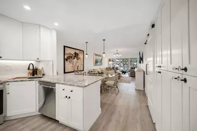 290 Banyan Boulevard #290, Naples, FL 34102 - Photo 4