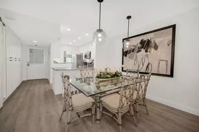 290 Banyan Boulevard #290, Naples, FL 34102 - Photo 8