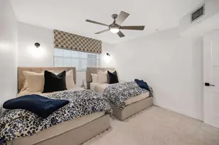 290 Banyan Blvd, Naples, FL 34102 - Photo 22