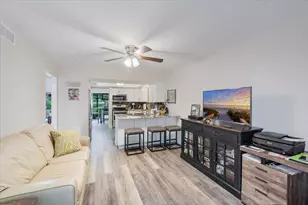 402 Bristle Cone Ln, Naples, FL 34113 - Photo 4