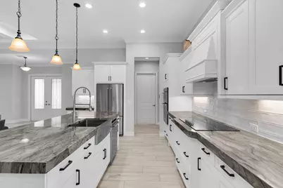 14224 Laguna Springs Lane, Naples, FL 34114 - Photo 12