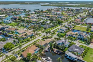 190 Geranium Ct, Marco Island, FL 34145 - Photo 52