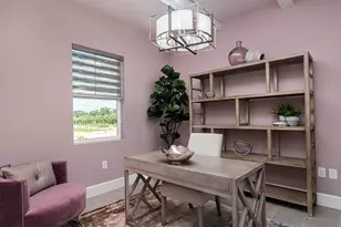 298 Indies Dr E, Naples, FL 34114 - Photo 4