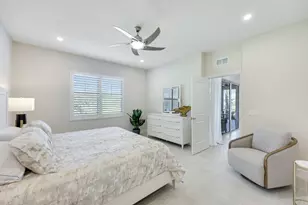 309 Indies Dr W, Naples, FL 34114 - Photo 10