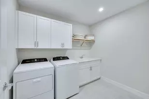 309 Indies Dr W, Naples, FL 34114 - Photo 18