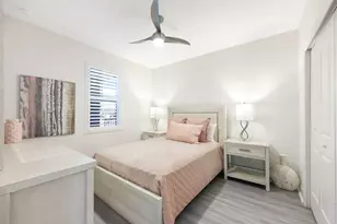 268 Indies Dr E, Naples, FL 34114 - Photo 12