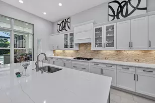 3164 Capistrano Ln, Naples, FL 34114 - Photo 8