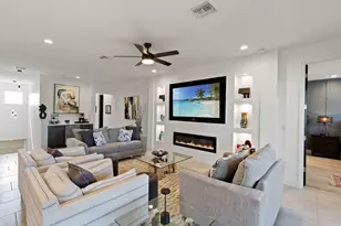 2567 Seychelles Dr Dr, Naples, FL 34112 - Photo 38