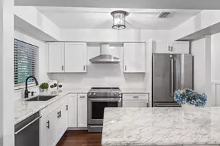 65 Tahiti Rd, Marco Island, FL 34145 - Photo 6