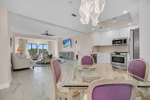 900 Arbor Lake Dr, Naples, FL 34110 - Photo 10