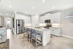 267 Tamarindo Ln, Naples, FL 34114 - Photo 10