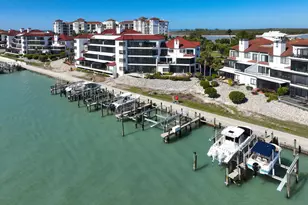 324 La Peninsula Blvd, Naples, FL 34113 - Photo 20