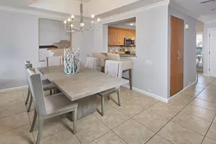 324 La Peninsula Blvd, Naples, FL 34113 - Photo 8