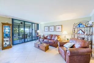 1085 Bald Eagle Dr, Marco Island, FL 34145 - Photo 4