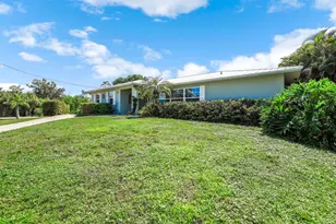 401 Panay Ave, Naples, FL 34113 - Photo 4
