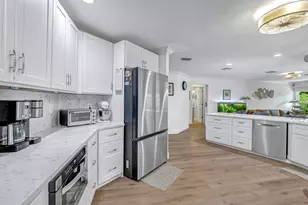 401 Panay Ave, Naples, FL 34113 - Photo 16