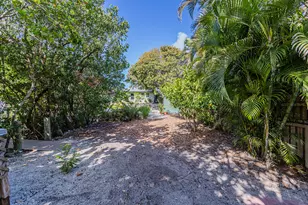 401 Panay Ave, Naples, FL 34113 - Photo 50