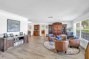 401 Panay Ave, Naples, FL 34113 - Photo 10