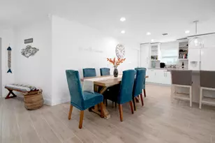 19 E Pelican St, Naples, FL 34113 - Photo 6