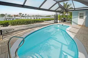 19 E Pelican St, Naples, FL 34113 - Photo 4