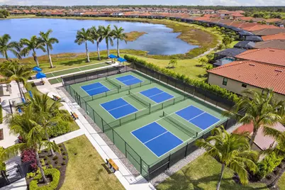 1570 Oceania Drive, Naples, FL 34113 - Photo 16